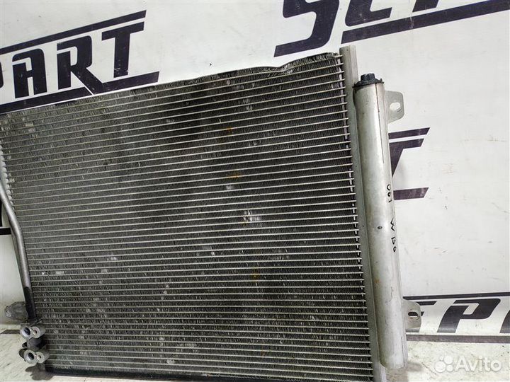 Радиатор кондиционера Volkswagen Passat B6 1.8 BZB