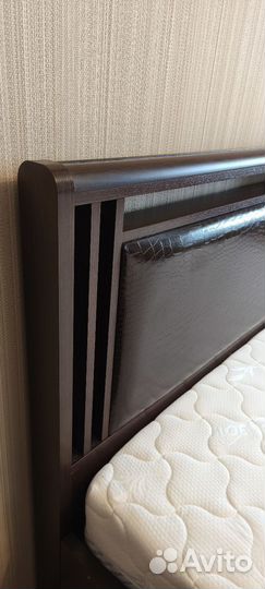 Кровать с матрасом бу