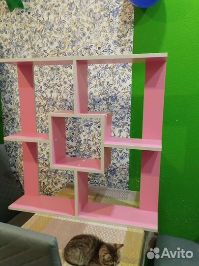 Полка настенная розовая