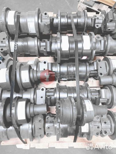 Каток поддерживающий Komatsu PC340LC-7 KM3538