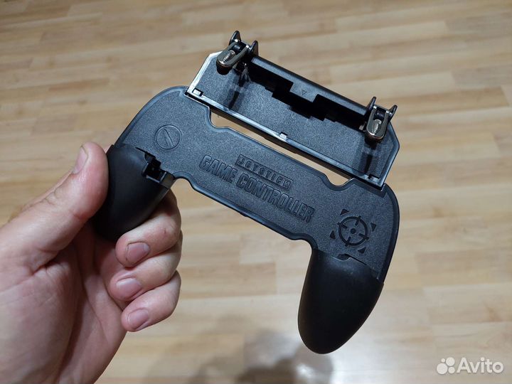 Мобильный игровой контроллер