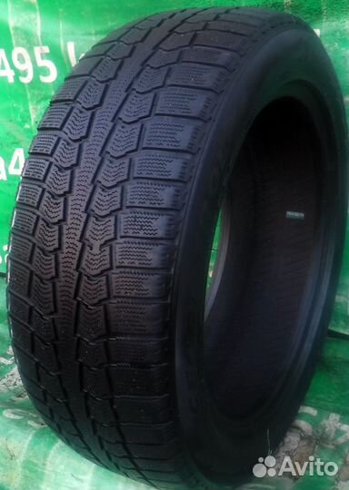Pirelli Winter Ice Control 215/55 R17 94Q
