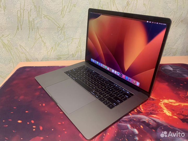 Macbook Pro 15 Retina 2017 i7/16гб/512гб