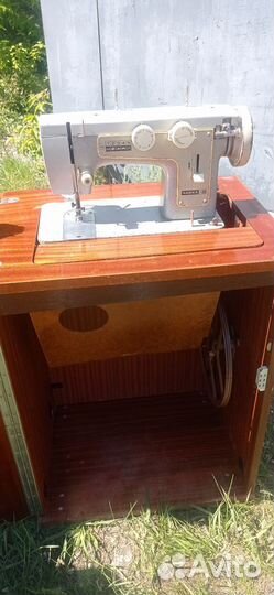 Швейные машинки б/у