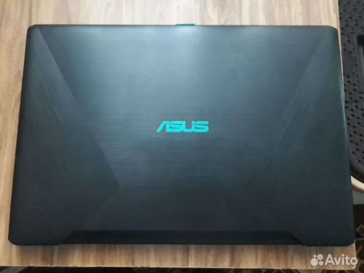 Ноутбук asus