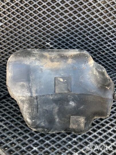 Бензобак на скутер Suzuki Lets 50