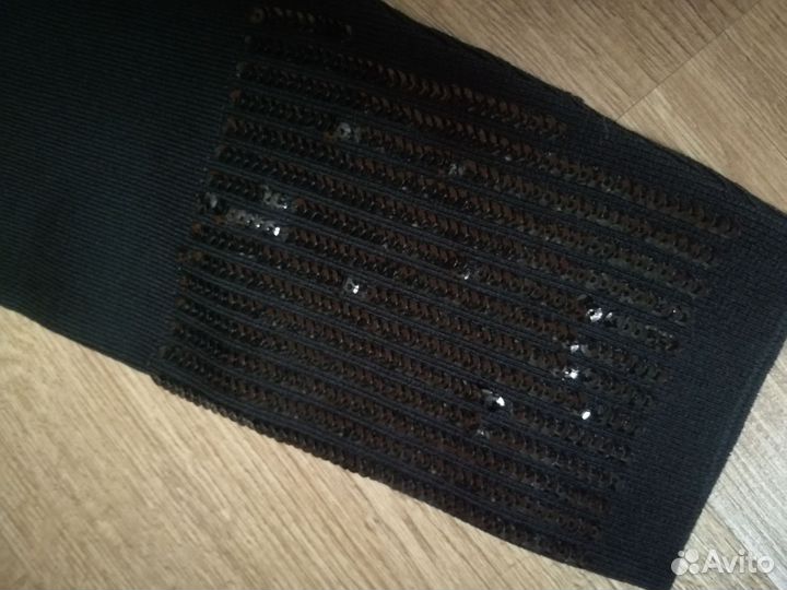 Платье новое Guess