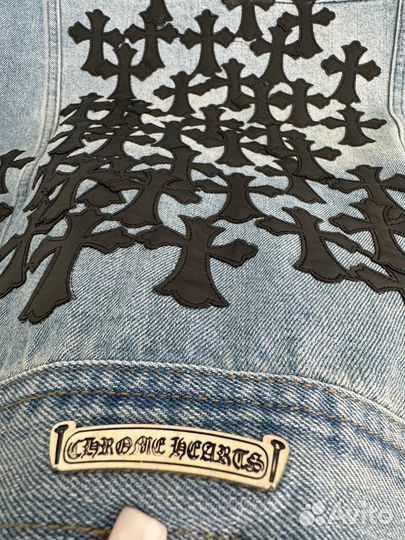 Джинсовая куртка