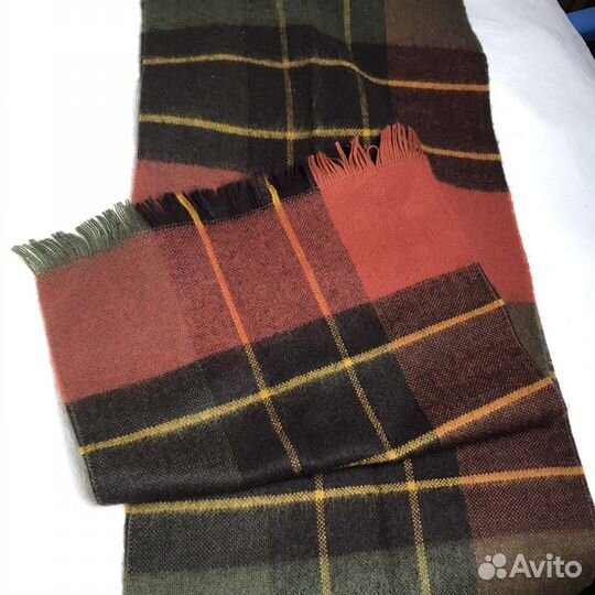 Шарф в английском стиле новый