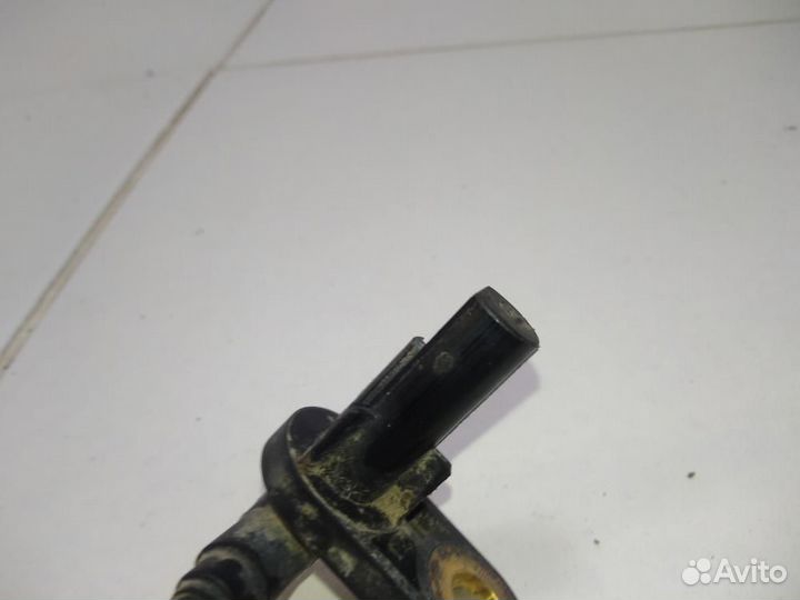 Датчик ABS задний левый Infiniti G35 G25 V36