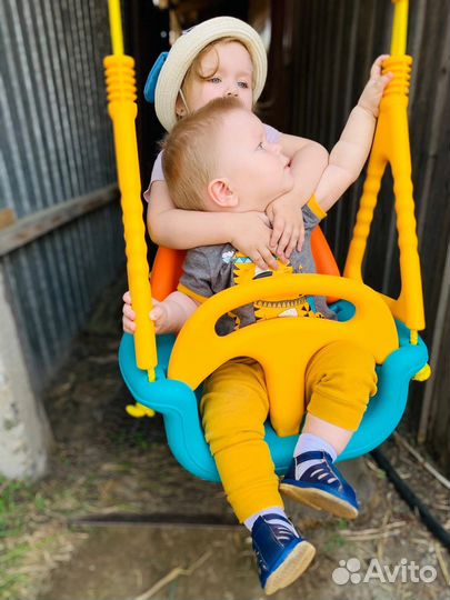 Детская качель подвесная