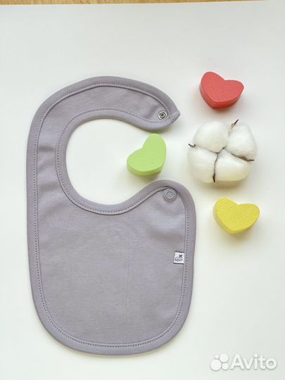 Слюнявчик нагрудник