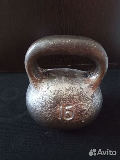 Штанга, гири, гантели