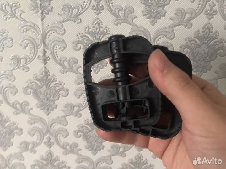 Педали для детского велосипеда