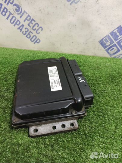 Блок управления двигателем (эбу) Renault Symbol