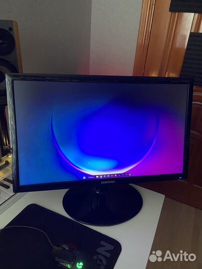 Монитор Samsung S22B300N 22 дюйма