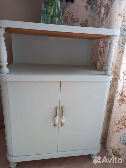 Тумба прикроватная