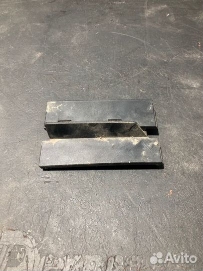 Рамка противотуманной фары передняя левая Bmw 5