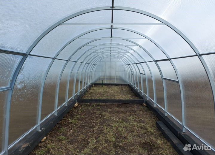 Теплица Крепыш