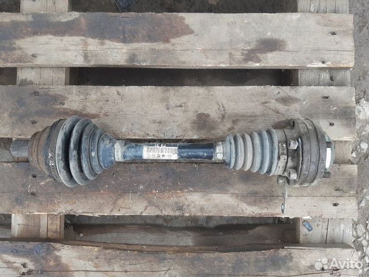 Привод передний левый Skoda Yeti