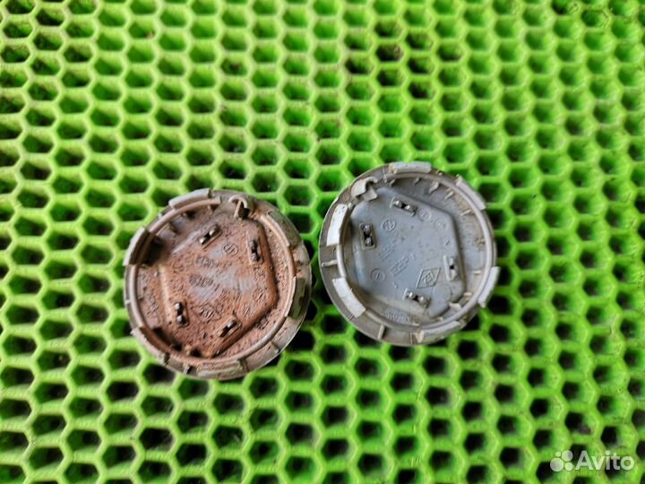 Заглушка колеса на Renault Duster 2012-нв