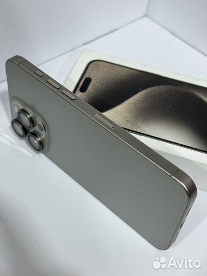 iPhone 15 Pro Max, 256 ГБ