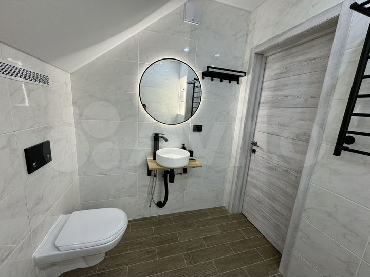 2-к. квартира, 55 м², 4/4 эт.