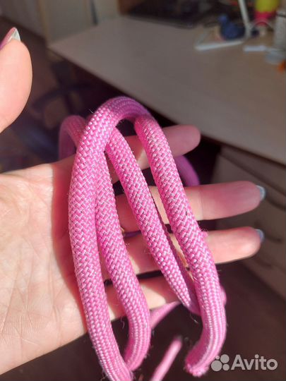 Гимнастическая скакалка