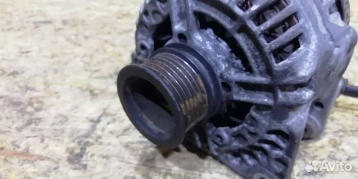 Генератор Volkswagen Polo 4 2004 037903025M