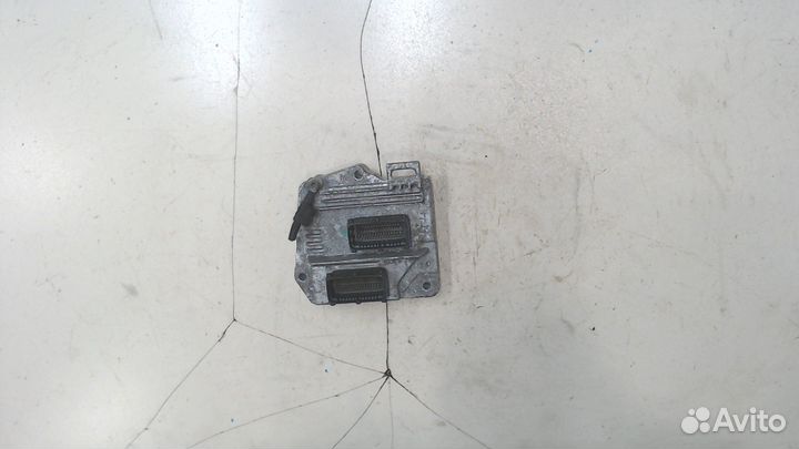 Блок управления двигателем Opel Zafira B