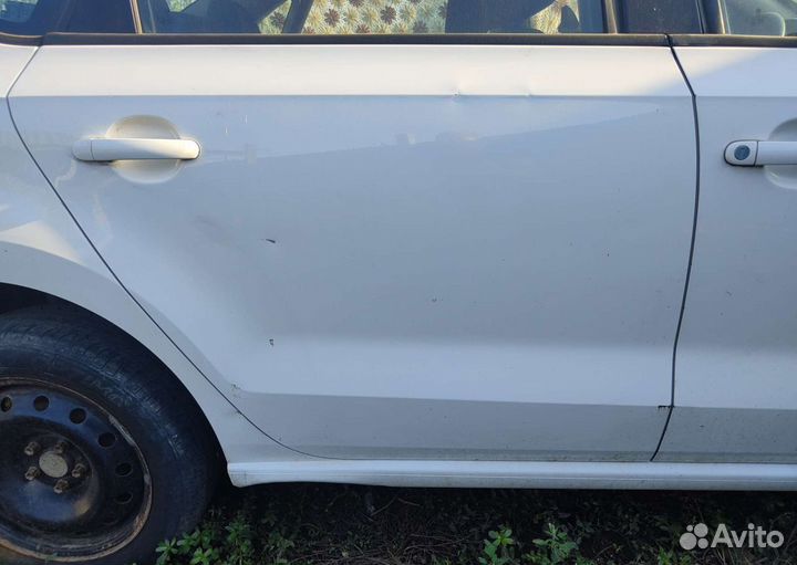Дверь volkswagen polo 5 седан задняя правая