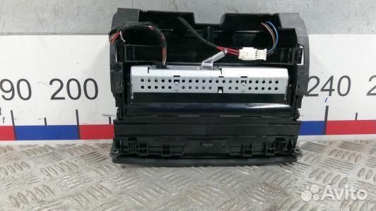 Монитор mercedes benz C-class W204 (YNT07JA01)