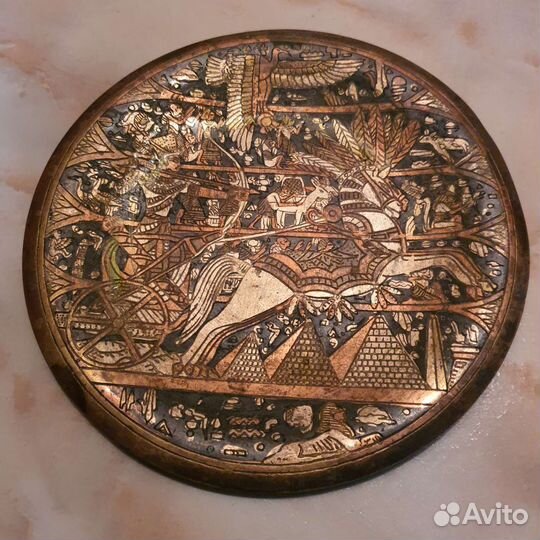 Настенные тарелки из разных стран