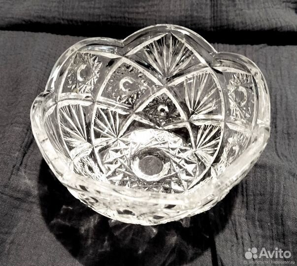 Хрустальная ваза