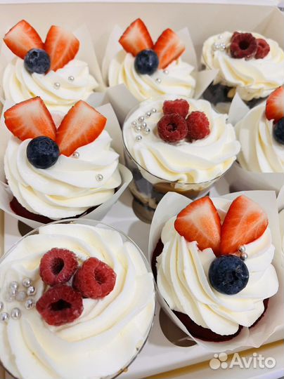 Капкейки/ трайфлы / наборы десертов к празднику