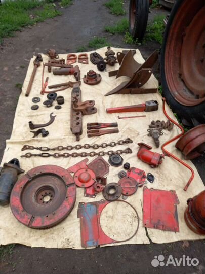 Запчасти на трактор Т25