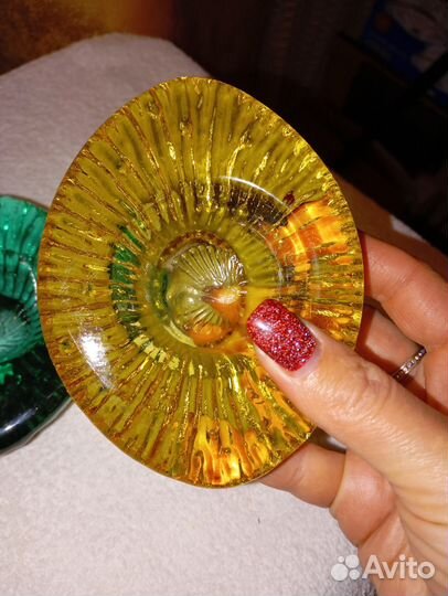 Хрустальная пепельница, цветное стекло