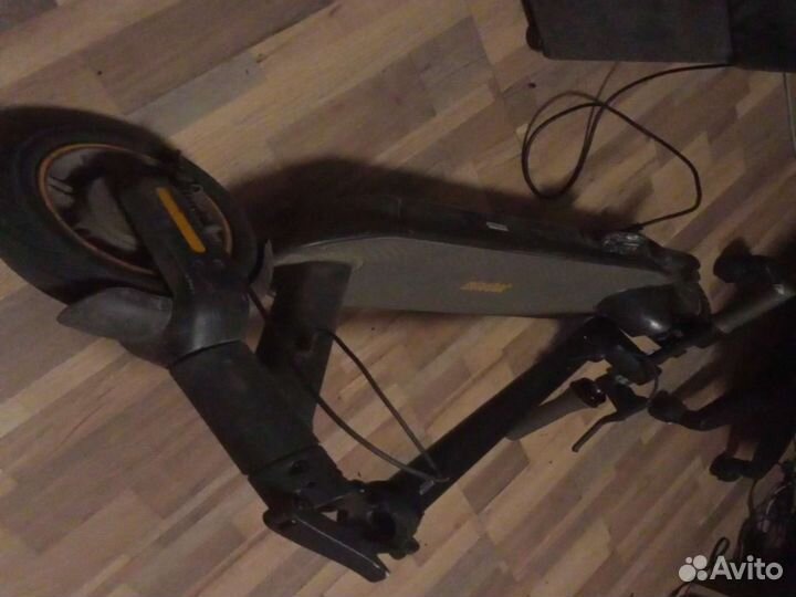 Самокат взрослый электрический бу