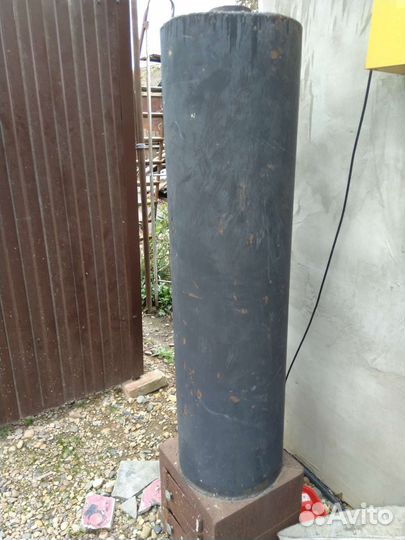 Титан с топкой