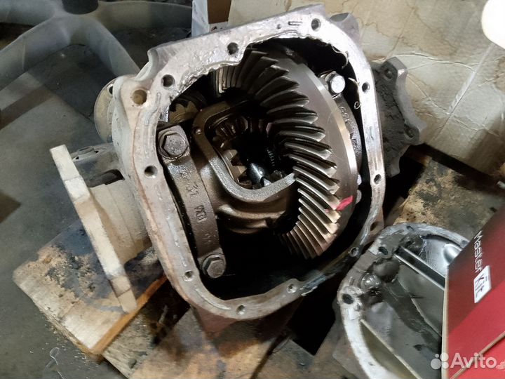 Задний редуктор на nissan armada