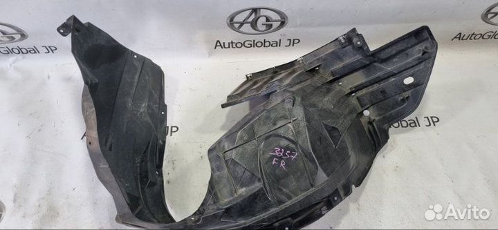 Подкрылок/локер передний правый Suzuki SX4