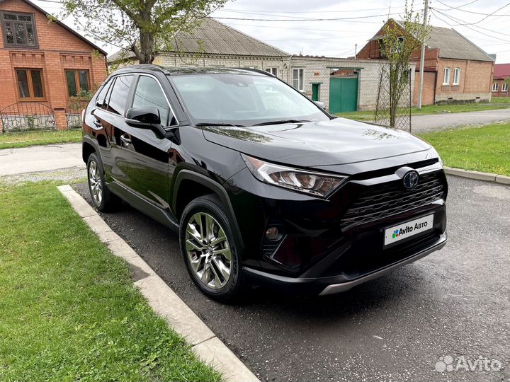 Toyota RAV4 2.5 AT, 2019, 62 000 км