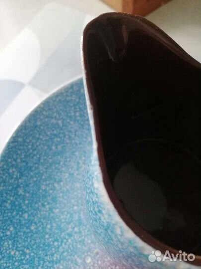 Молочник и тарелка