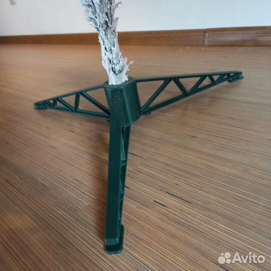 Елка искусственная литая заснеженная