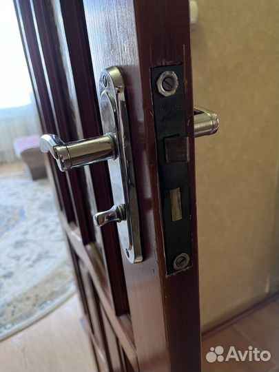 Двери межкомнатные с коробкой и наличниками