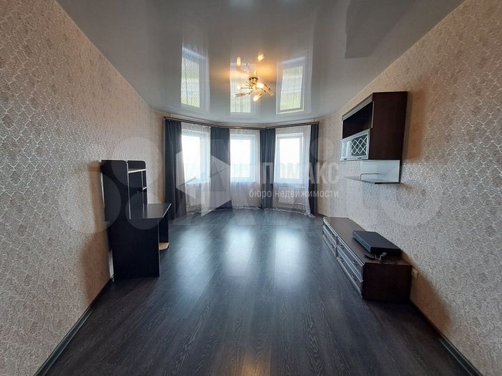 2-к. квартира, 61,9 м², 13/16 эт.