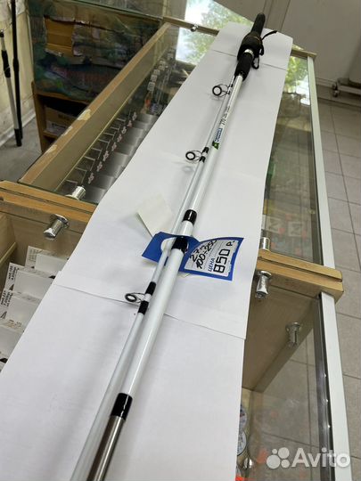 Спининг Крокодил 2.7м