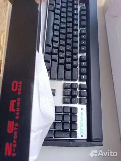 Механическая клавиатура бесшумная на красных свитч