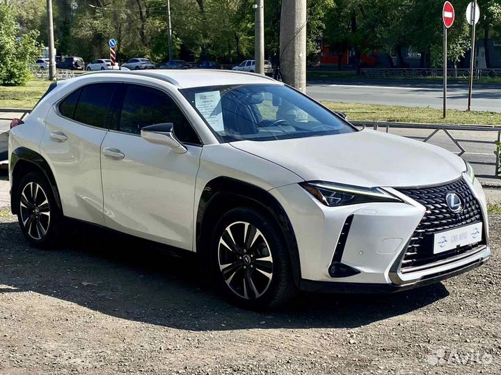 Lexus UX 2.0 CVT, 2018, 18 774 км