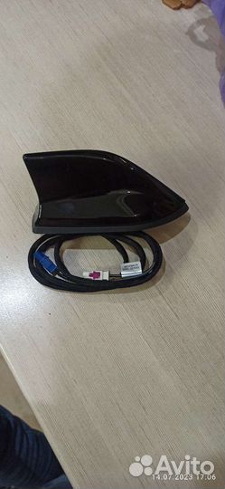 Плавник на крышу рено аркана